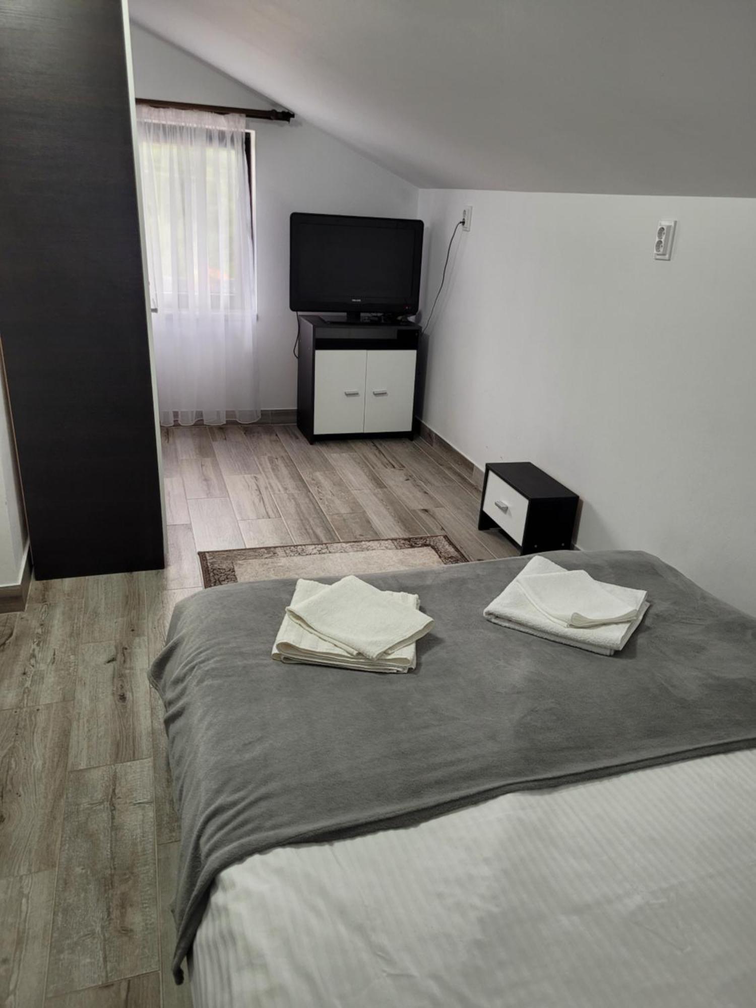 Casa Radu Lägenhet Cîrlibaba Exteriör bild